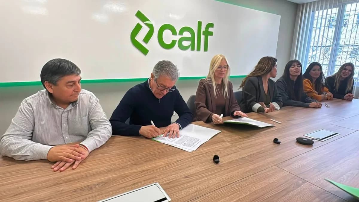 CALF viaja a China para reunirse con Huawei