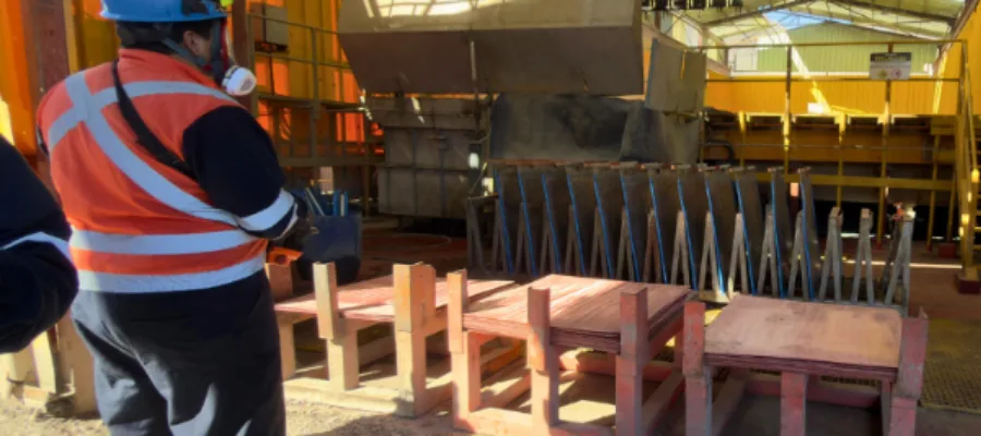 ENAMI valida restauración de cátodos de acero en Planta Matta