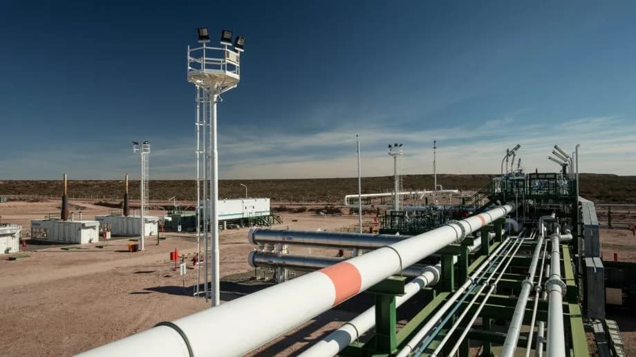 Minería e hidrocarburos impulsan la actividad: +2,7% en junio