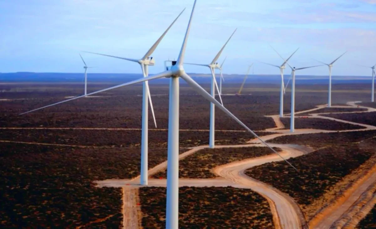 Aerogeneradores se detienen con vientos extremos