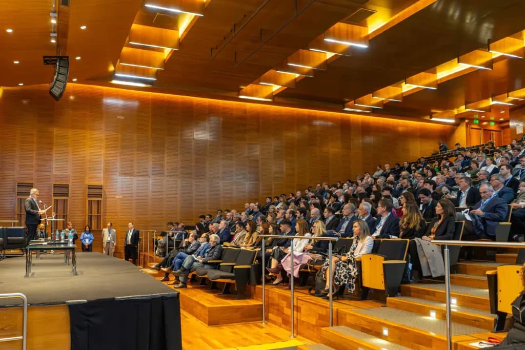 IPA celebra 50 años con foco en formación