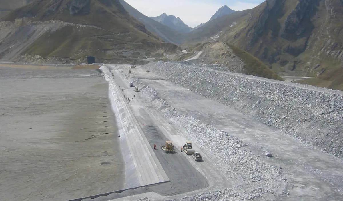 Glencore sube producción de cobre 15%