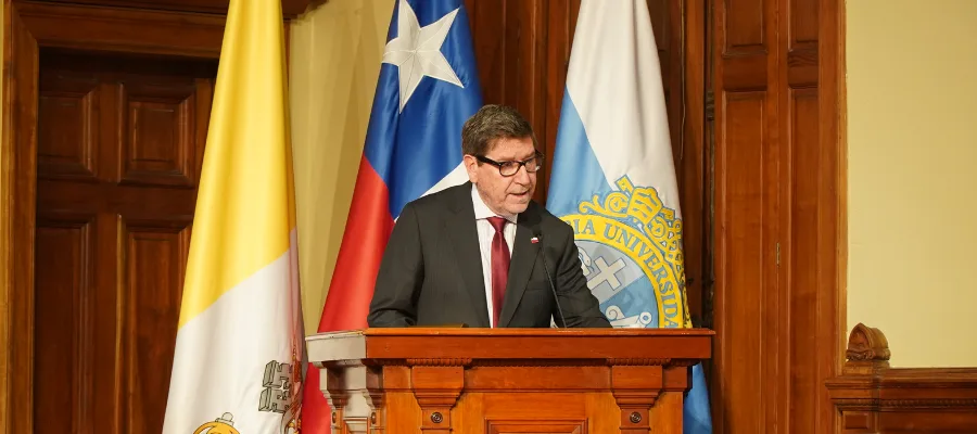 Chile abre Codelco a socios privados en litio y cobre